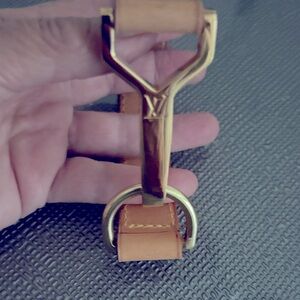 Louis Vuitton Tan Leather strap with Gold Hardware
